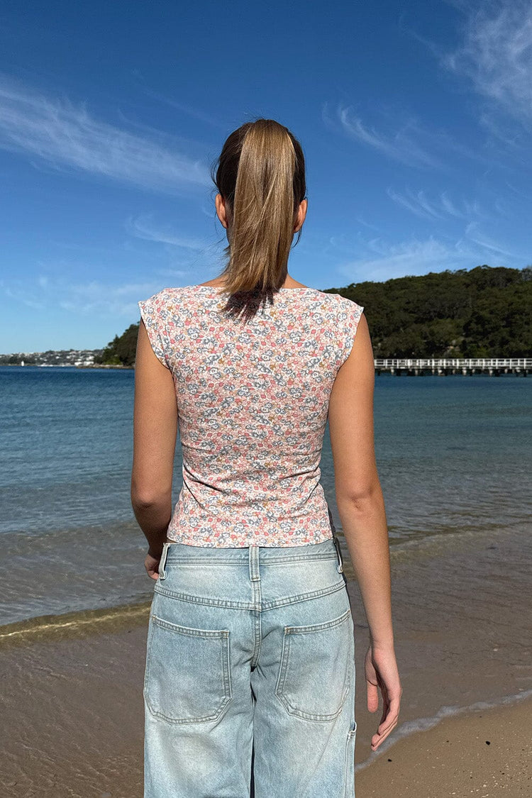 Brandy Melville Exclusive | Amara Floral Tank