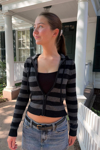 Brandy Melville Popular | Alana Cropped Striped Sweater