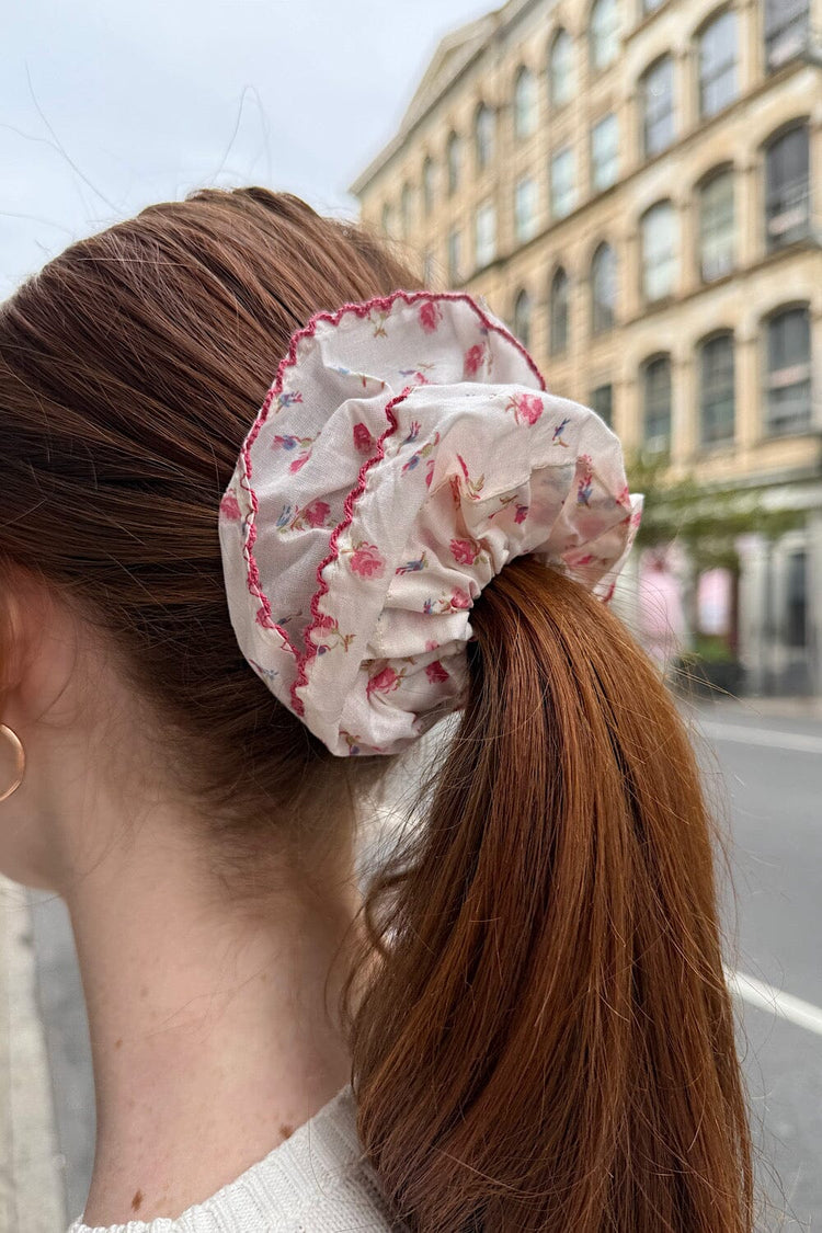 Brandy Melville New | Floral Frill Scrunchie