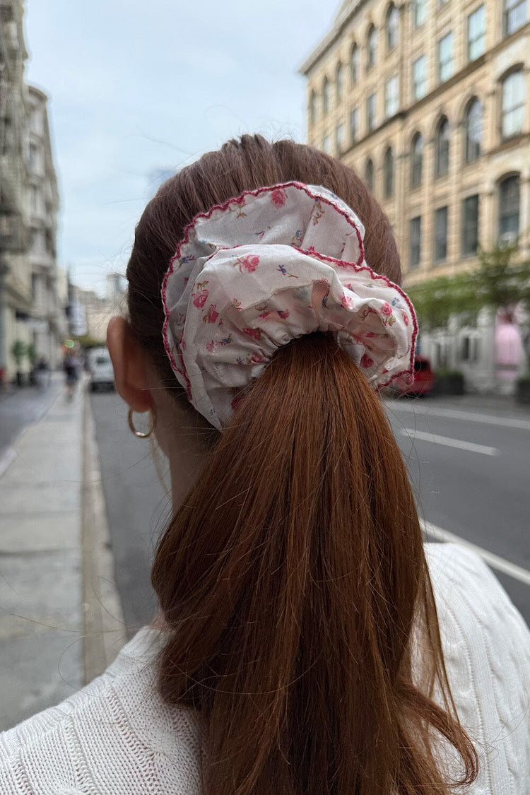 Brandy Melville New | Floral Frill Scrunchie