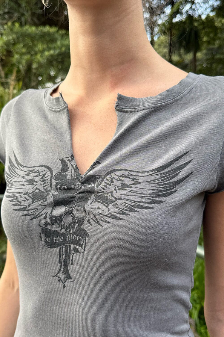 Brandy Melville Best Seller | Mila Winged Skulls Top