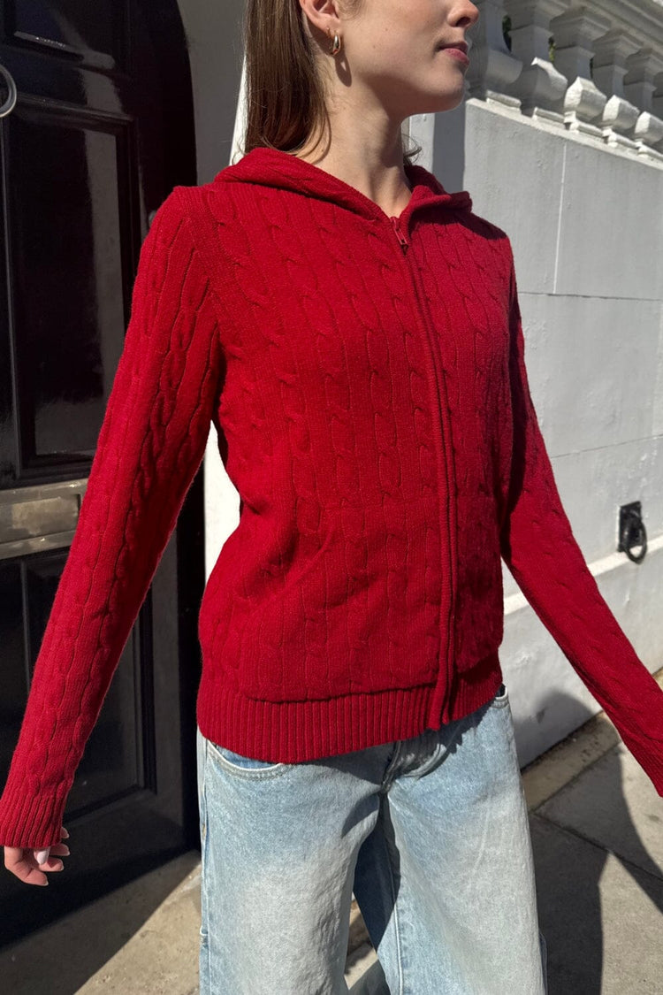 Brandy Melville Classic | Ayla Cable Knit Sweater