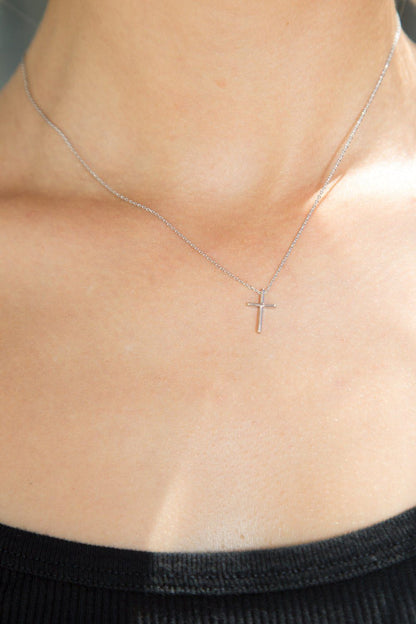 Brandy Melville Quality | Cross Necklace