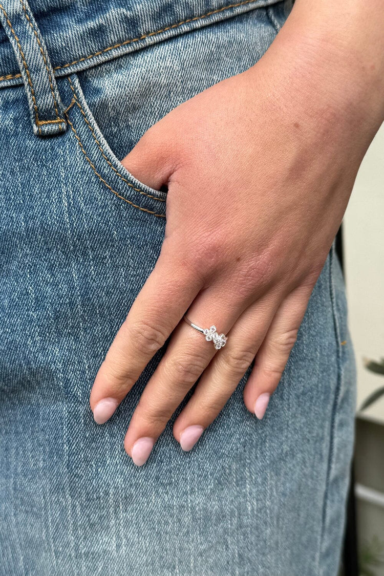 Brandy Melville Top Pick | Flower Ring