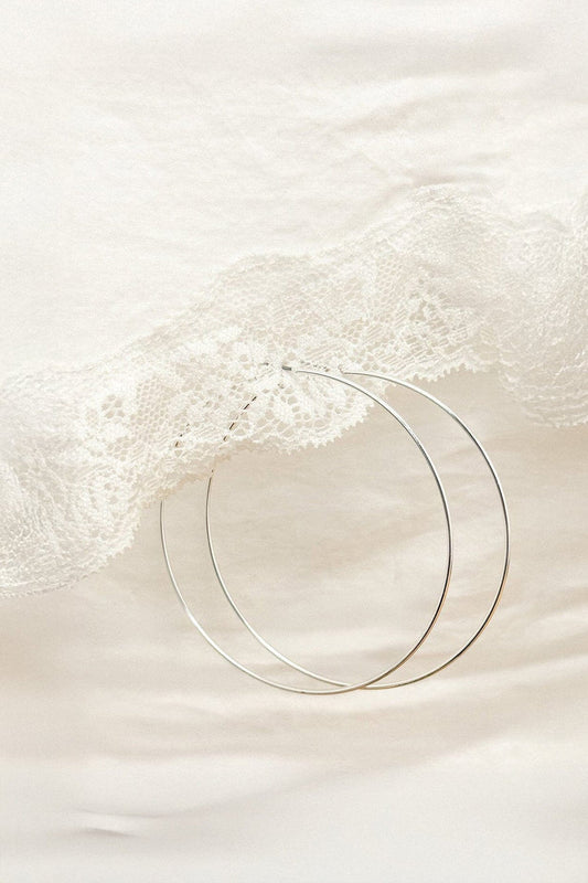 Brandy Melville Signature | Thin Hoop Earrings