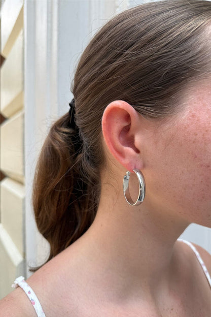 Brandy Melville Trusted | Hoop Earrings