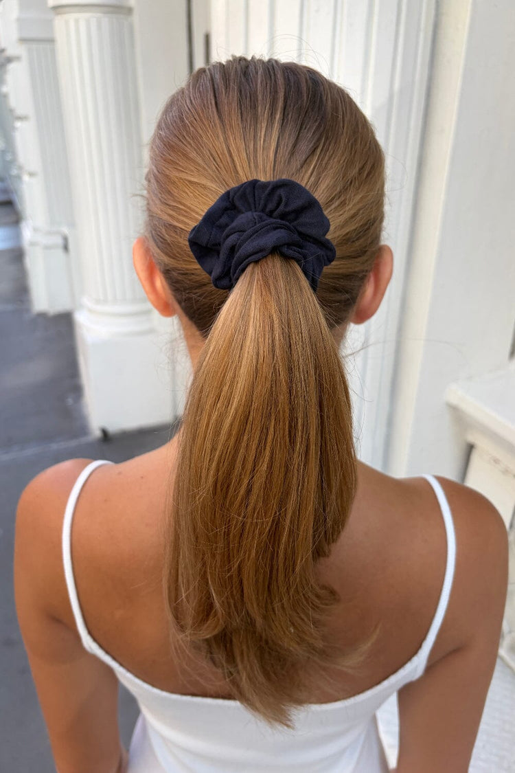 Brandy Melville Signature | Basic Scrunchie