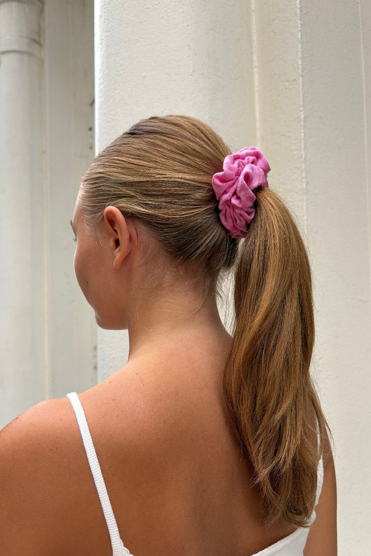 Brandy Melville Trending | Striped Scrunchie