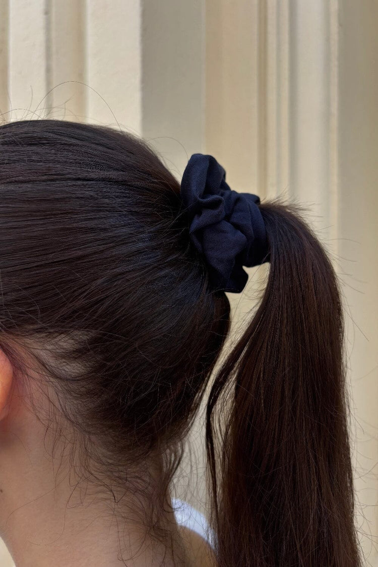 Brandy Melville Great Value | Basic Scrunchie