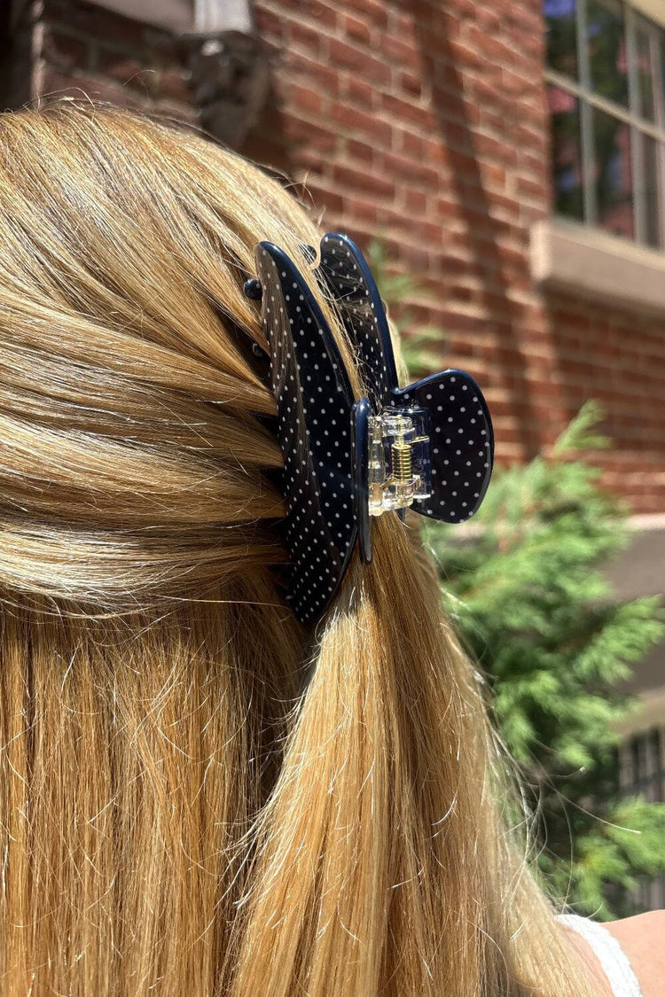 Brandy Melville Featured | Hair Claw Clip