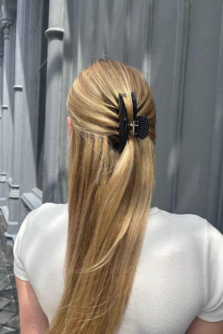 Brandy Melville Featured | Hair Claw Clip