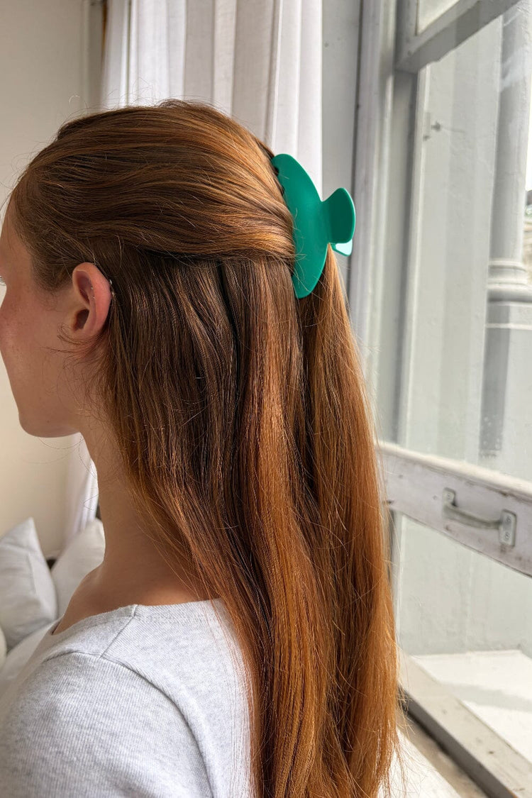 Brandy Melville Featured | Hair Claw Clip