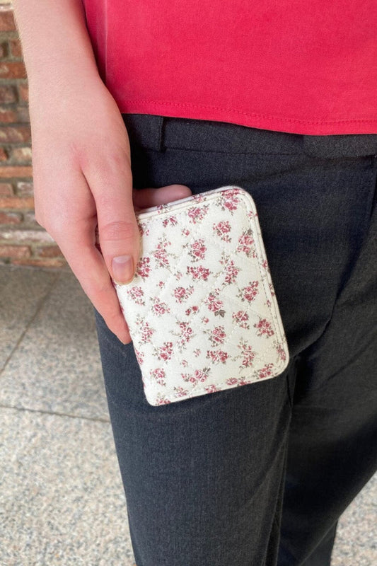 Brandy Melville Sale | Floral Card Case