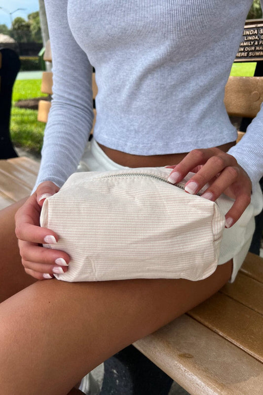Brandy Melville Great Value | Striped Makeup Bag