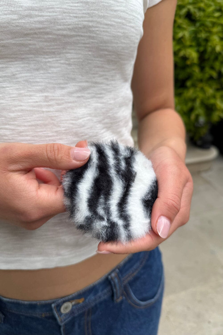 Brandy Melville Discount | Faux Fur Mirror