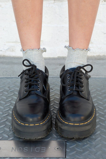 Brandy Melville Recommended | Ruffle Ribbed Socks