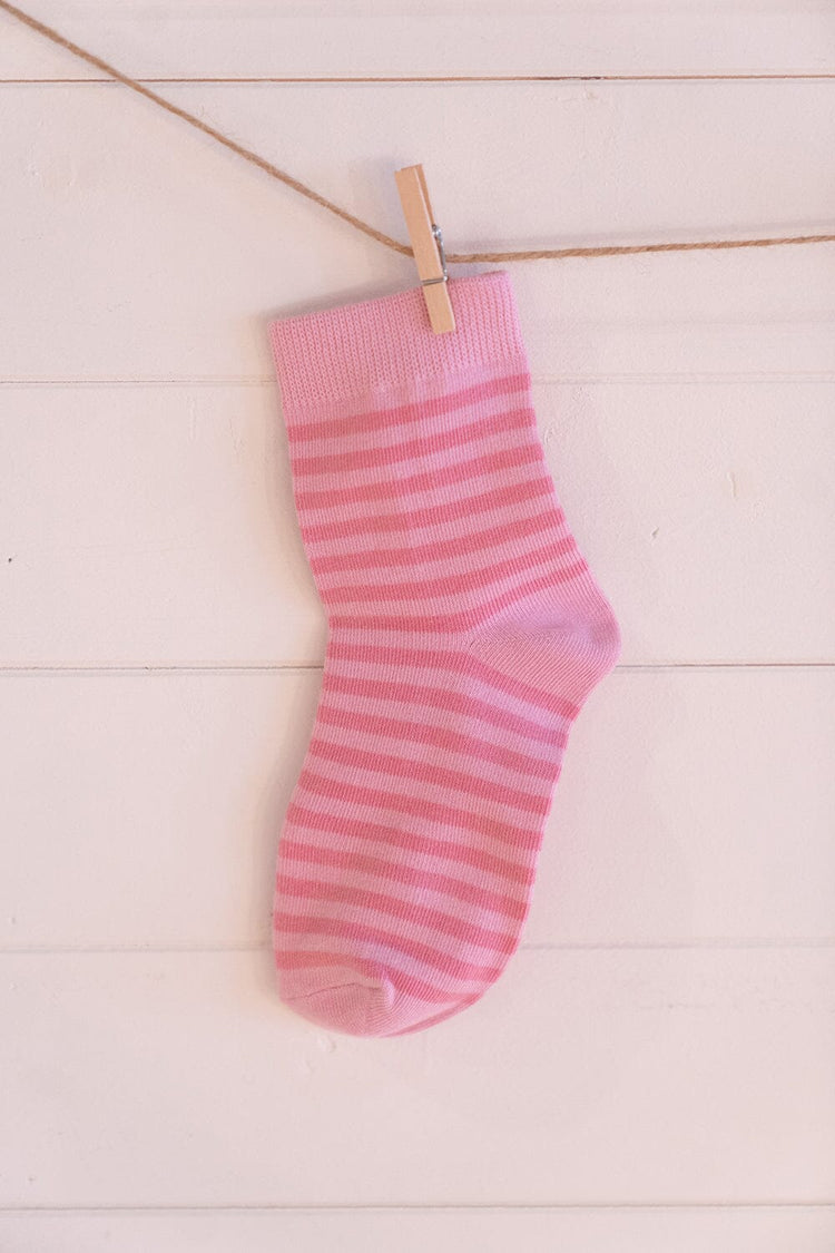 Brandy Melville Essential | Striped Socks