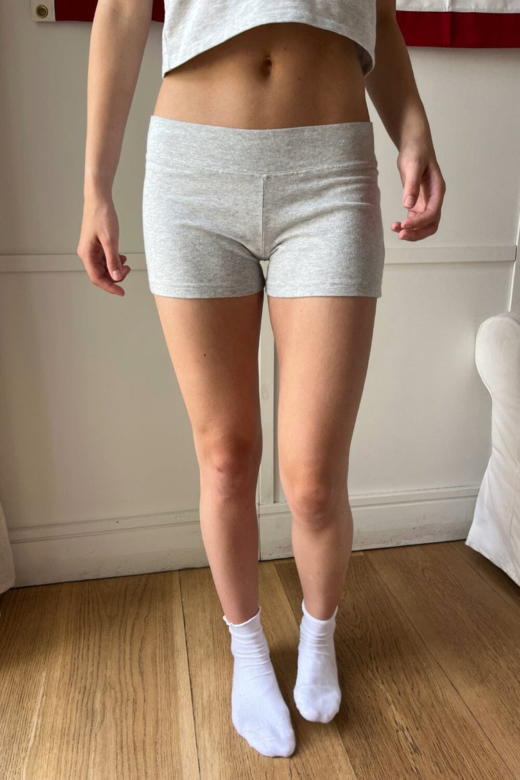 Brandy Melville Essential | Madelyn Shorts