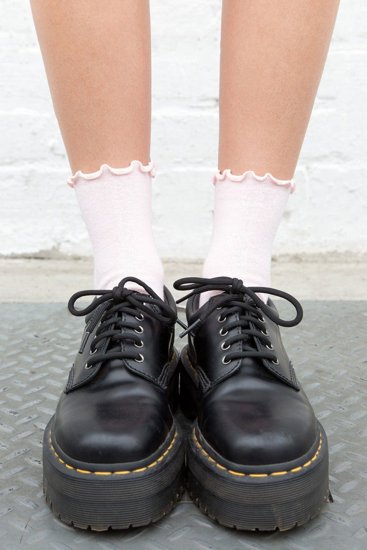 Brandy Melville Featured | Ruffle Socks