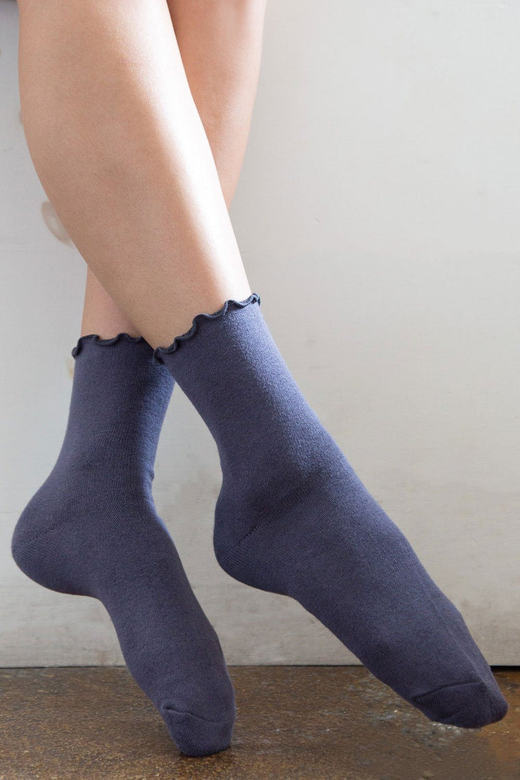Brandy Melville Featured | Ruffle Socks